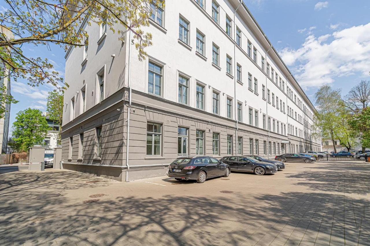 Ministerija Loft Apartment With Parking & Ac Каунас Экстерьер фото